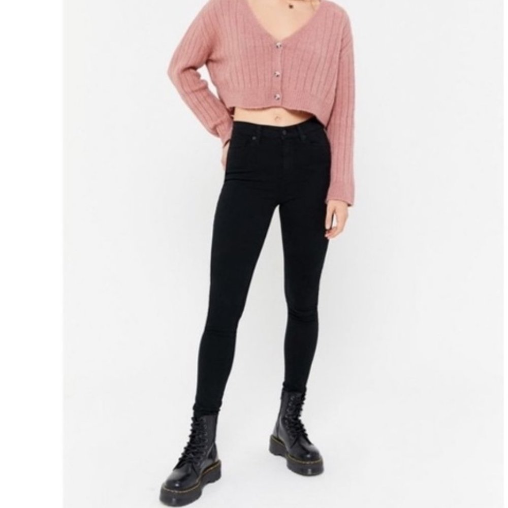 NWOT UO BDG Super High Rise Twig Ankle - Black